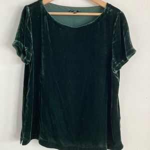 Eileen Fisher Shiny deep forest green velvet silk blend dressy top
